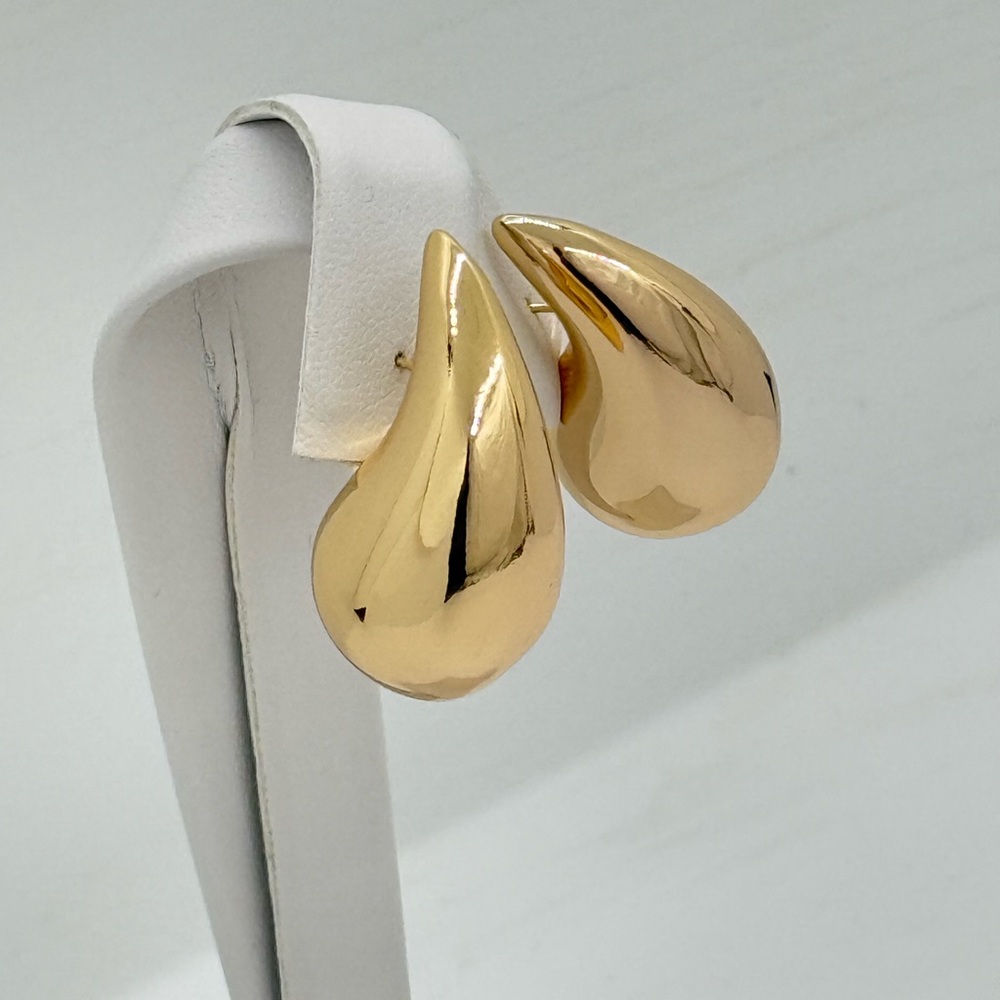 14k Gold Filled Teardrop Earrings